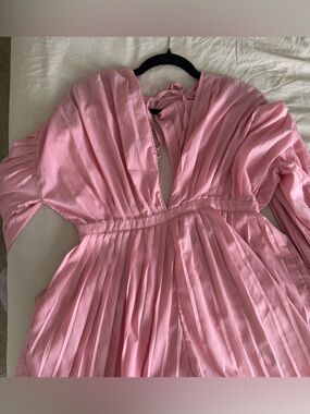 Pretty Little Thing Pleated Pink V-Neck Romper